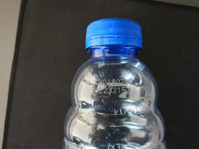 玻璃激光切割：红外皮秒激光器